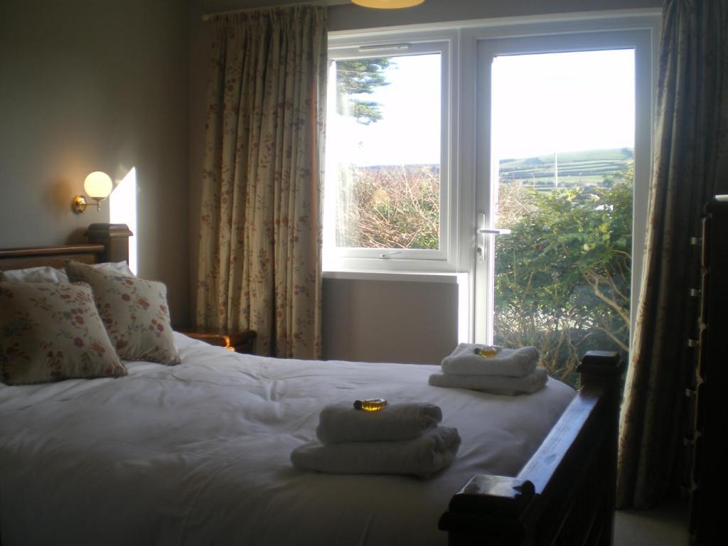 Bossiney House Hotel Тинтагил Стая снимка