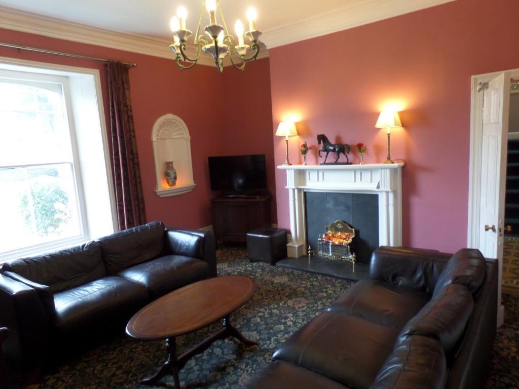 Bossiney House Hotel Тинтагил Екстериор снимка